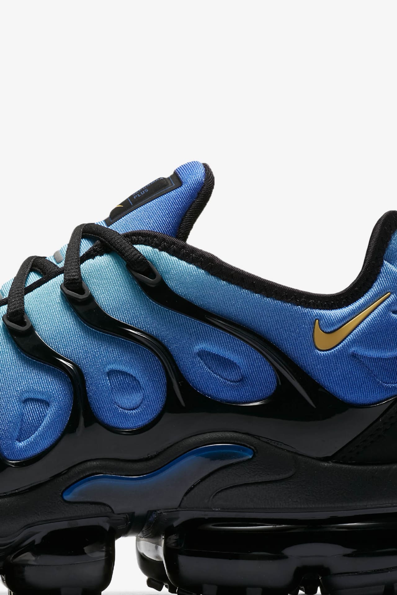 Nike Air Vapormax Plus Black Hyper Blue Release Date. Nike SNKRS