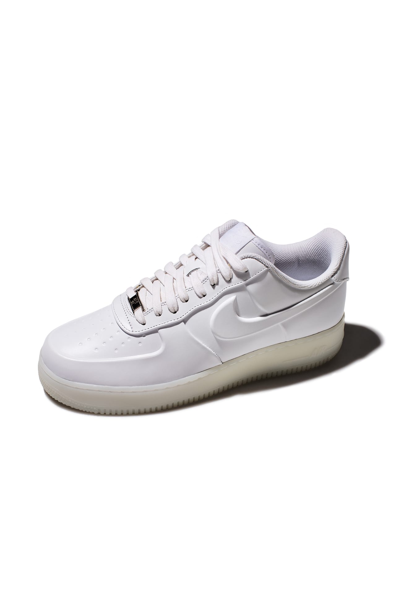 Dans les archives Air Force 1 White White. Nike SNKRS