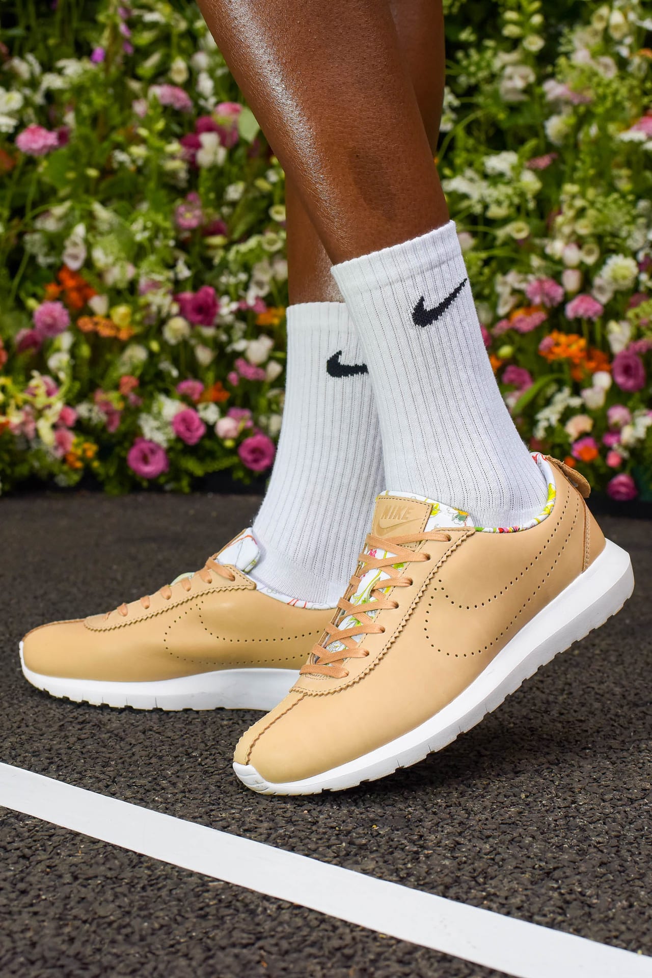 Kolekce NikeCourt x Liberty: Dawn Meadow