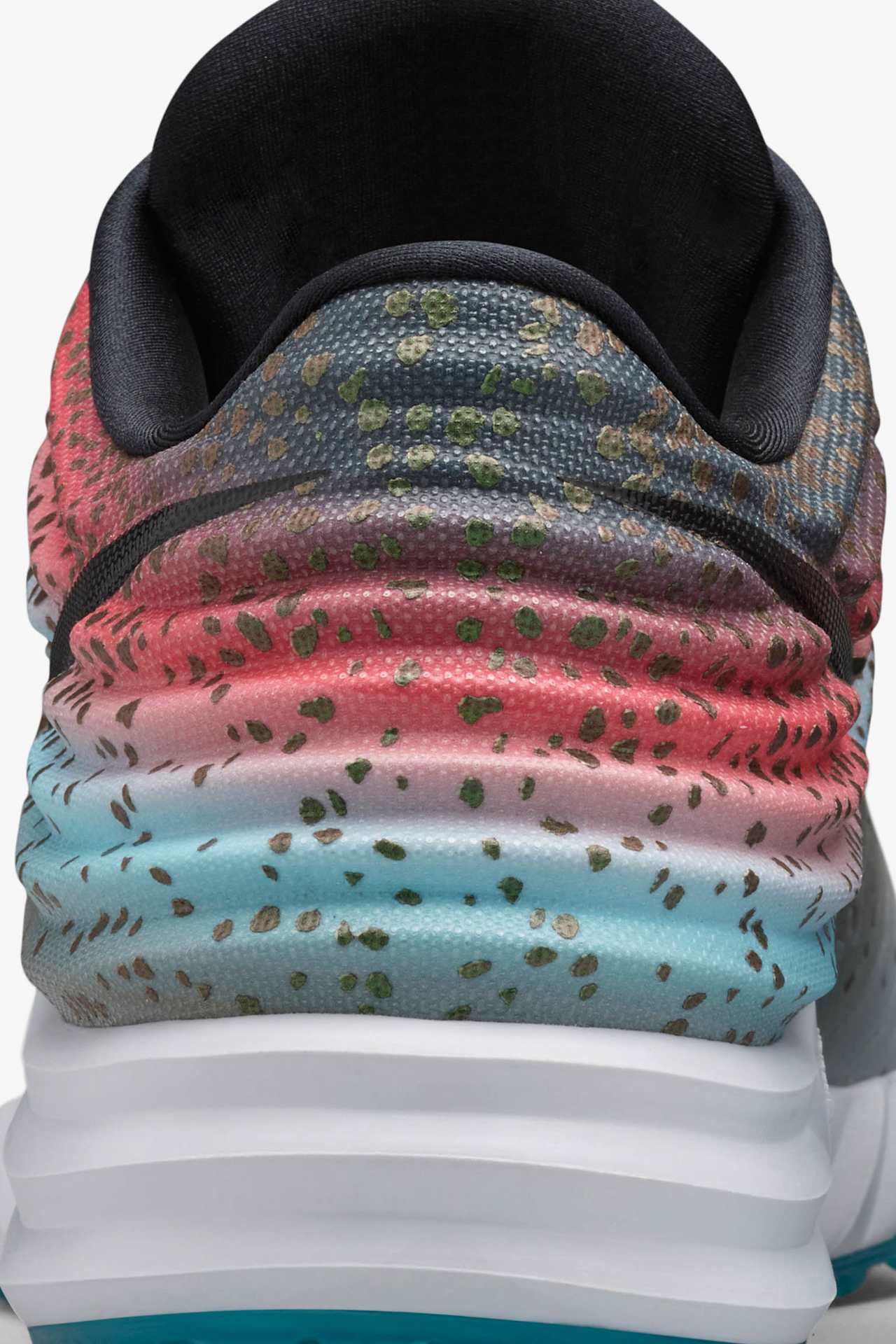 Nike Lunar Trout 2 Turf Rainbow Trout Nike SNKRS