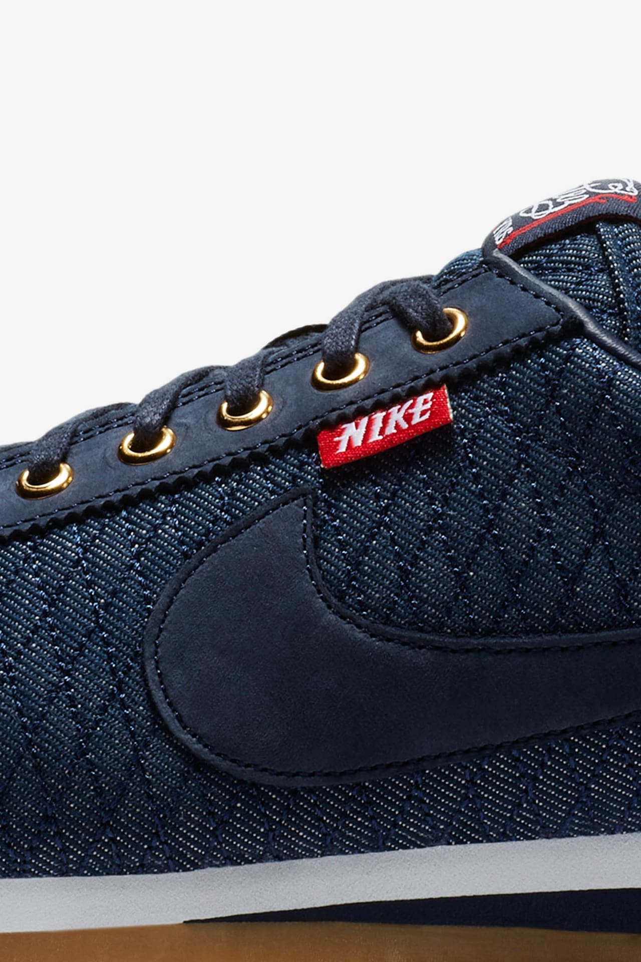 Nike Cortez x Mister Cartoon Obsidian Nike SNKRS