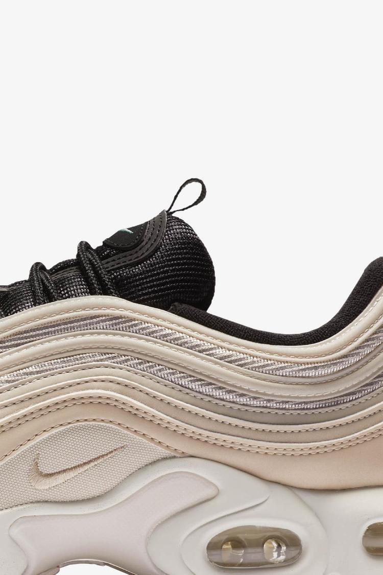 Nike Air Max Plus / 97 'Light Orewood Brown' Release Date