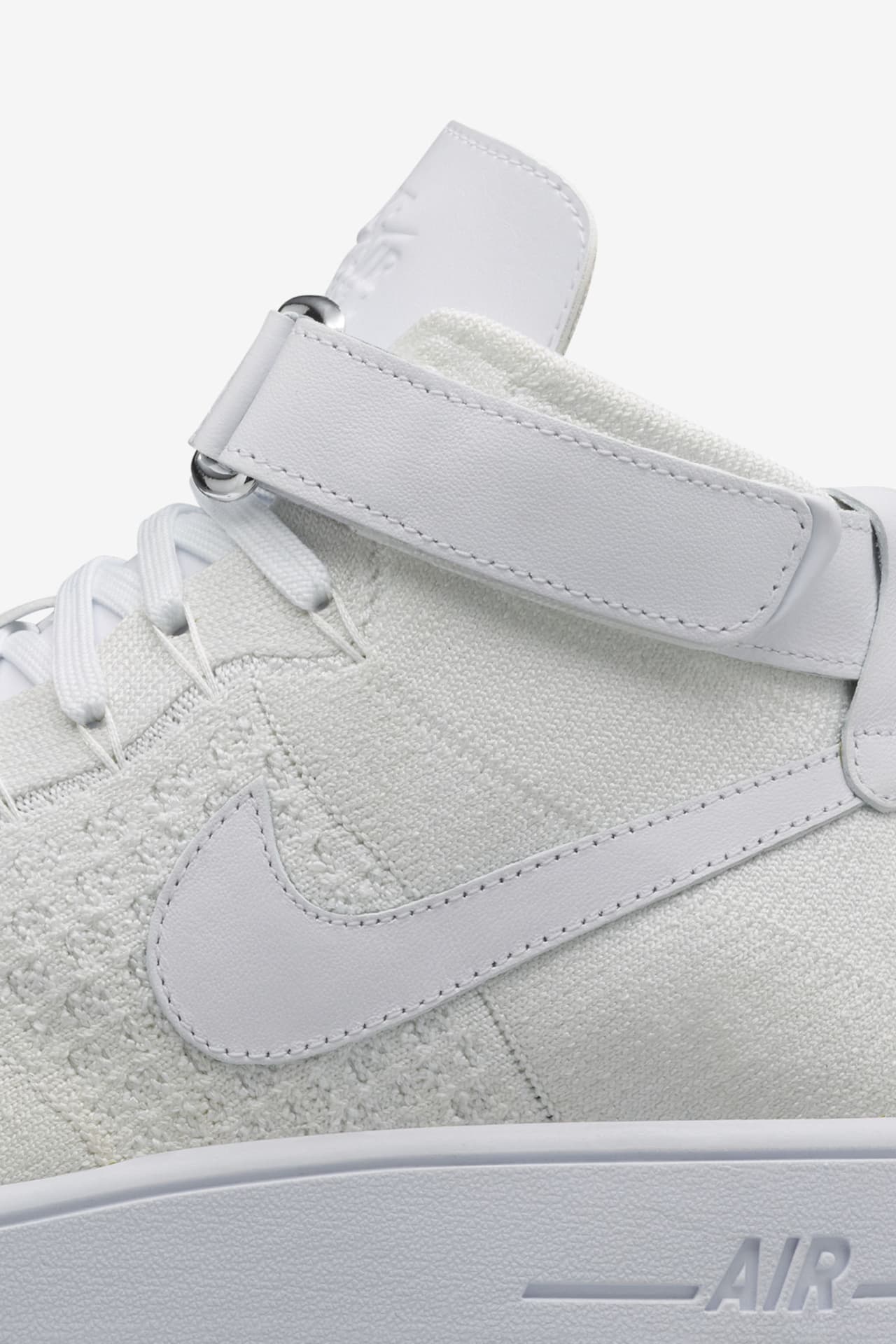 Nike air force 1 flyknit high white hotsell