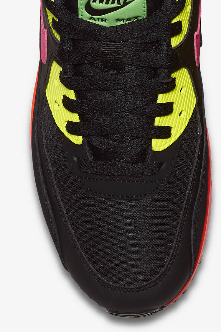 Air Max 90 'Black & Hyper Crimson & Green Strike' Release Date