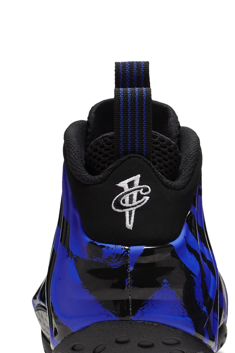 Air Foamposite One Tiger Stripes Release Date. Nike SNKRS