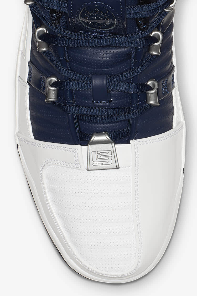 Zoom LeBron 3 'White & Midnight Navy & Metallic Silver' Release Date