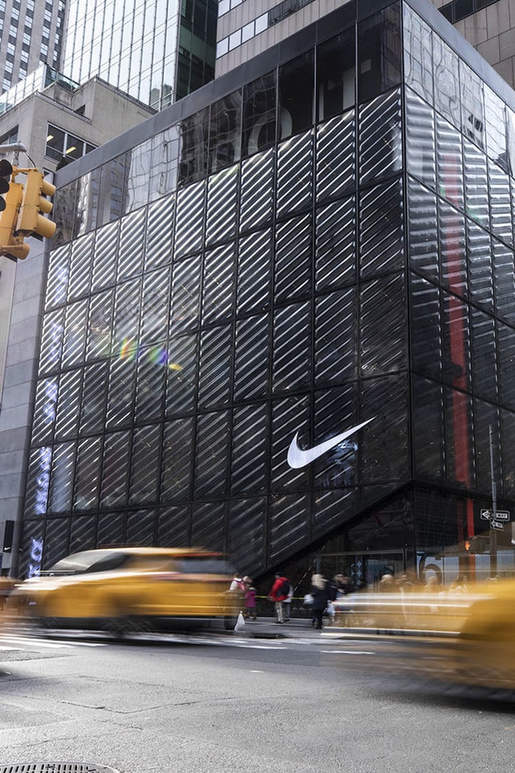 650 fifth avenue nike hotsell