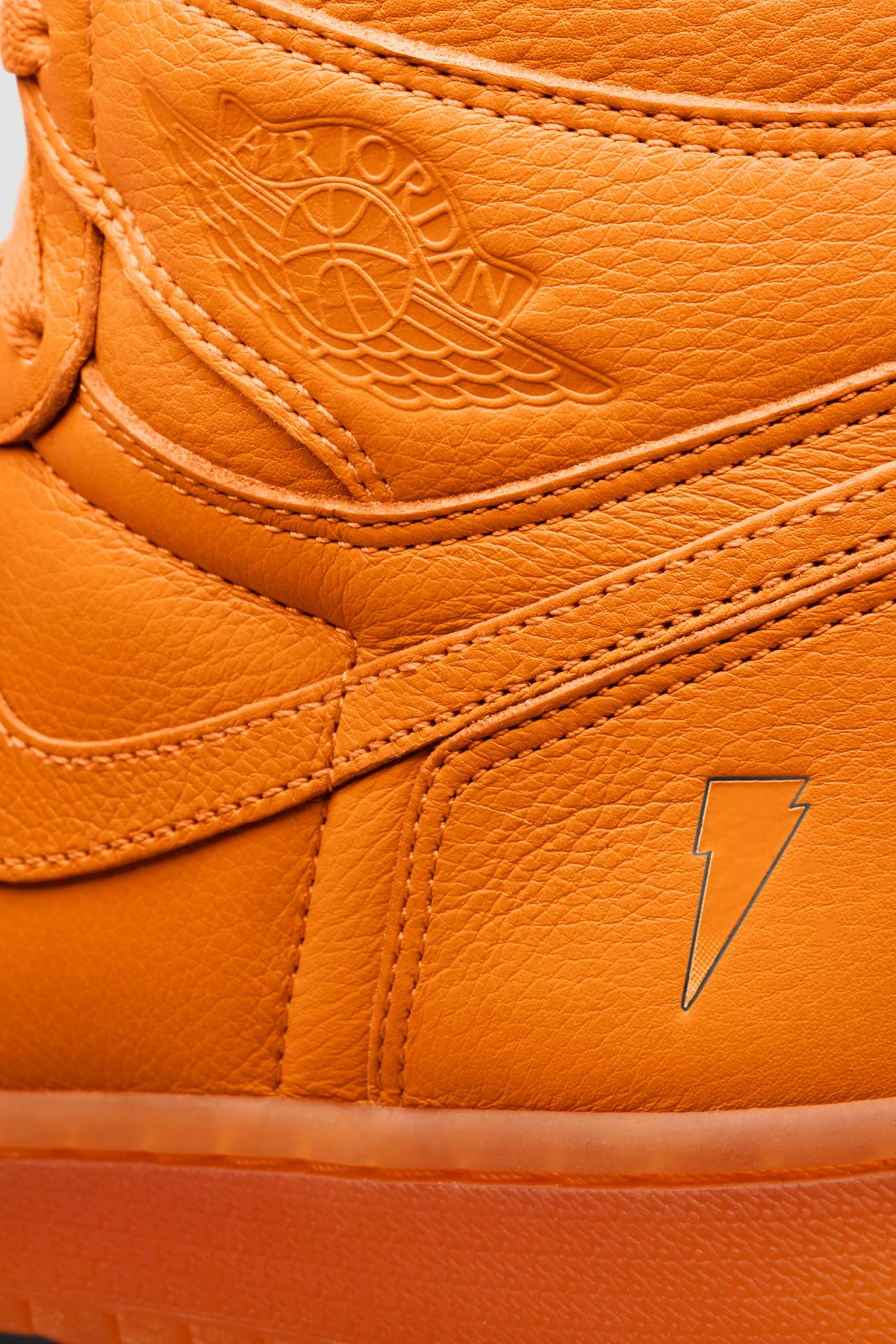 Bag designet: Air Jordan 1 Gatorade "Orange"