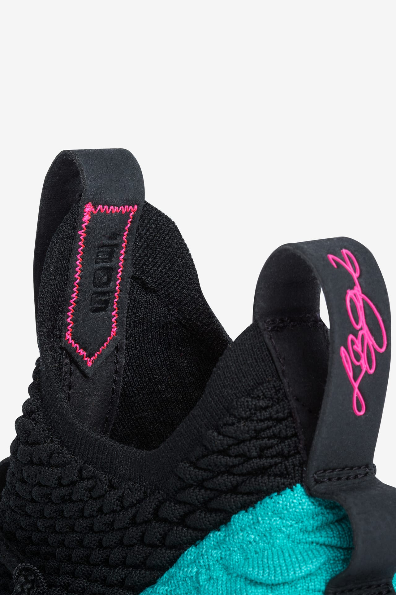 Nike Lebron Watch 'Lebron 15 South Beach'