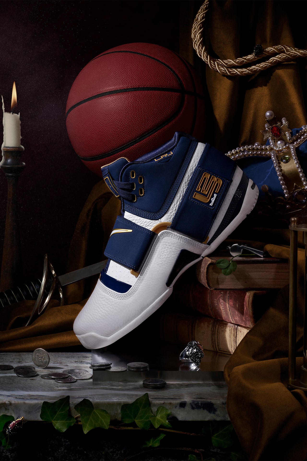 Pod pokličkou: LeBron Soldier 1