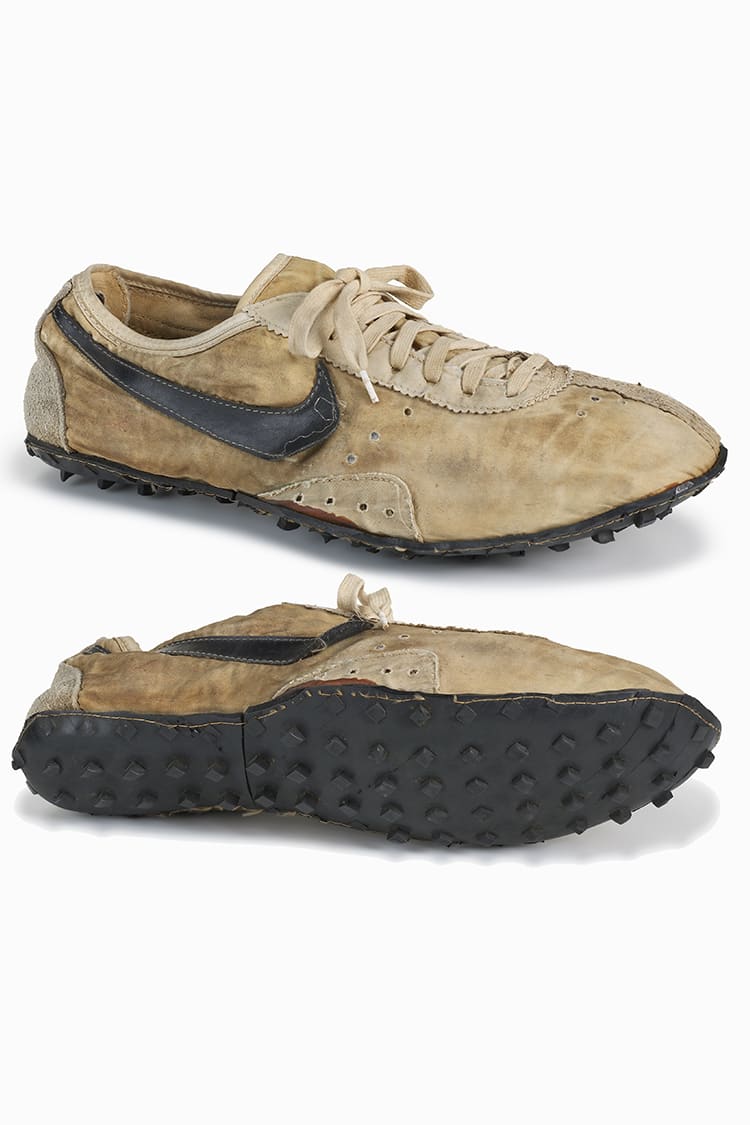 Nike moon shoe original hotsell