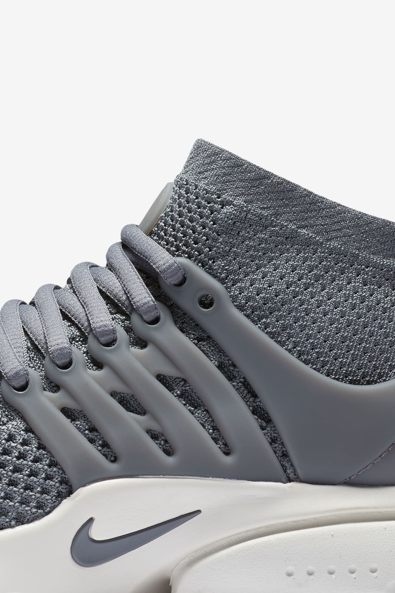 Nike presto flyknit dark grey best sale