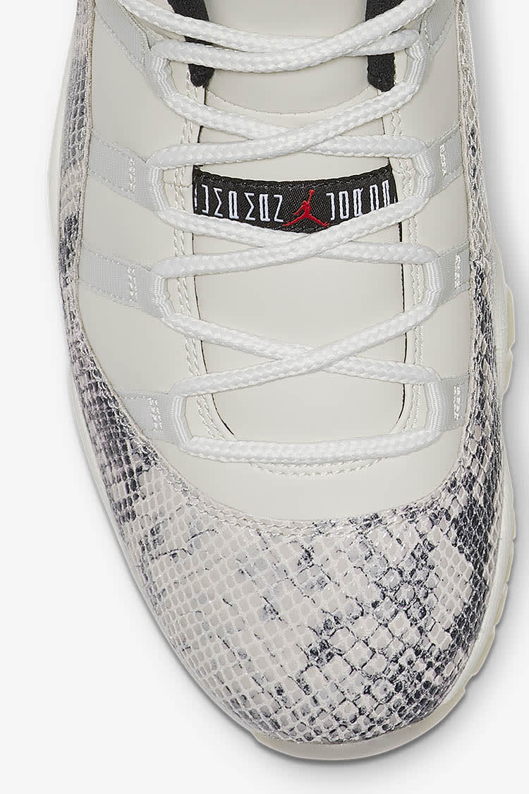 Jordan 11 low light bone university red online