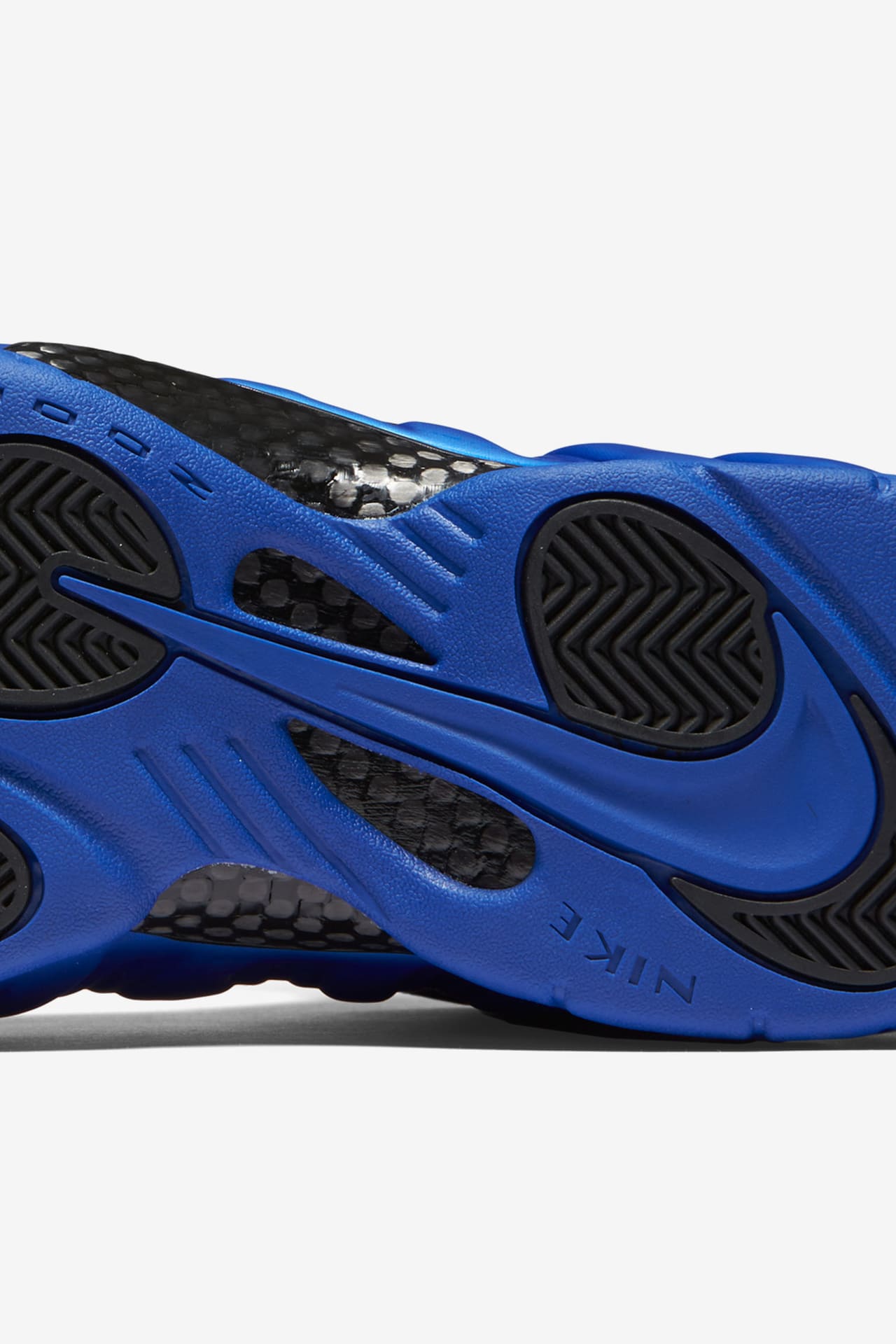 Nike Air Foamposite Pro 'Hyper Cobalt' Release Date