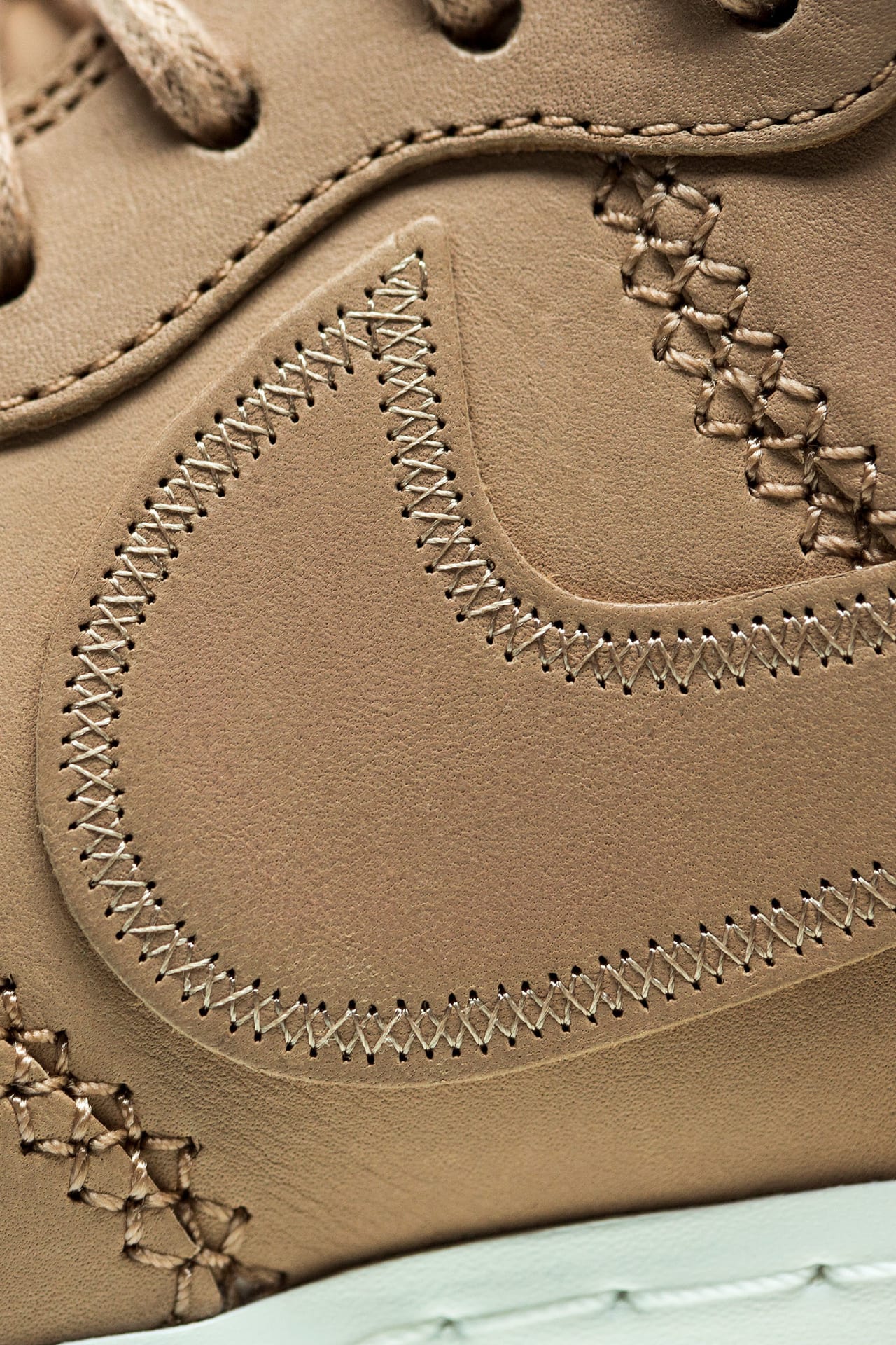 Achter het design: Nike Air Force 1 High Sport Luxury
