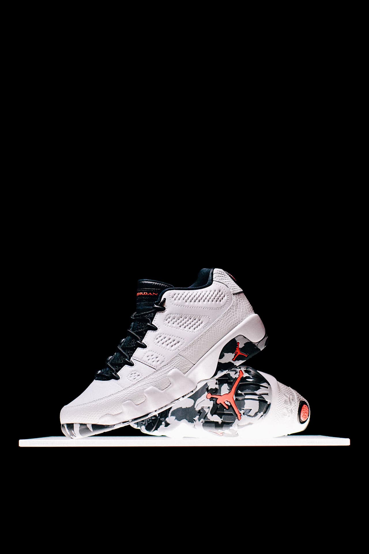 AIR JORDAN 9 RETRO LOW