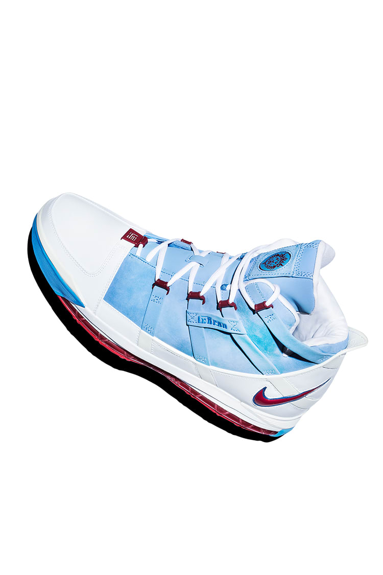 Lebron 3 white and blue best sale