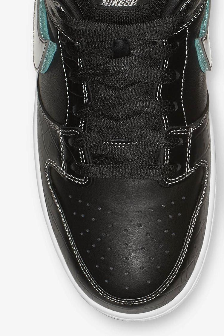 Nike diamond black best sale