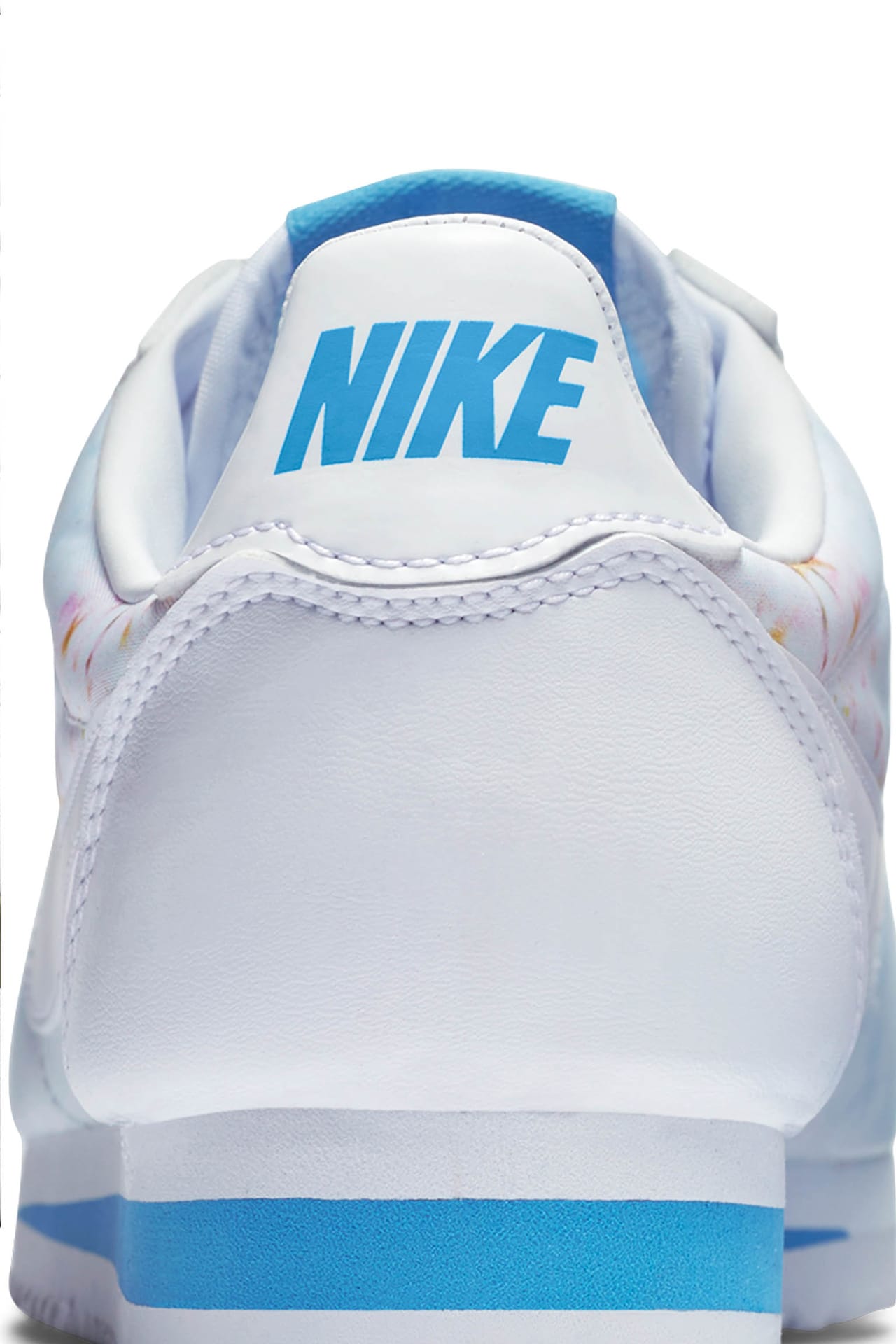 Women s Nike Classic Cortez Cherry Blossom Nike SNKRS