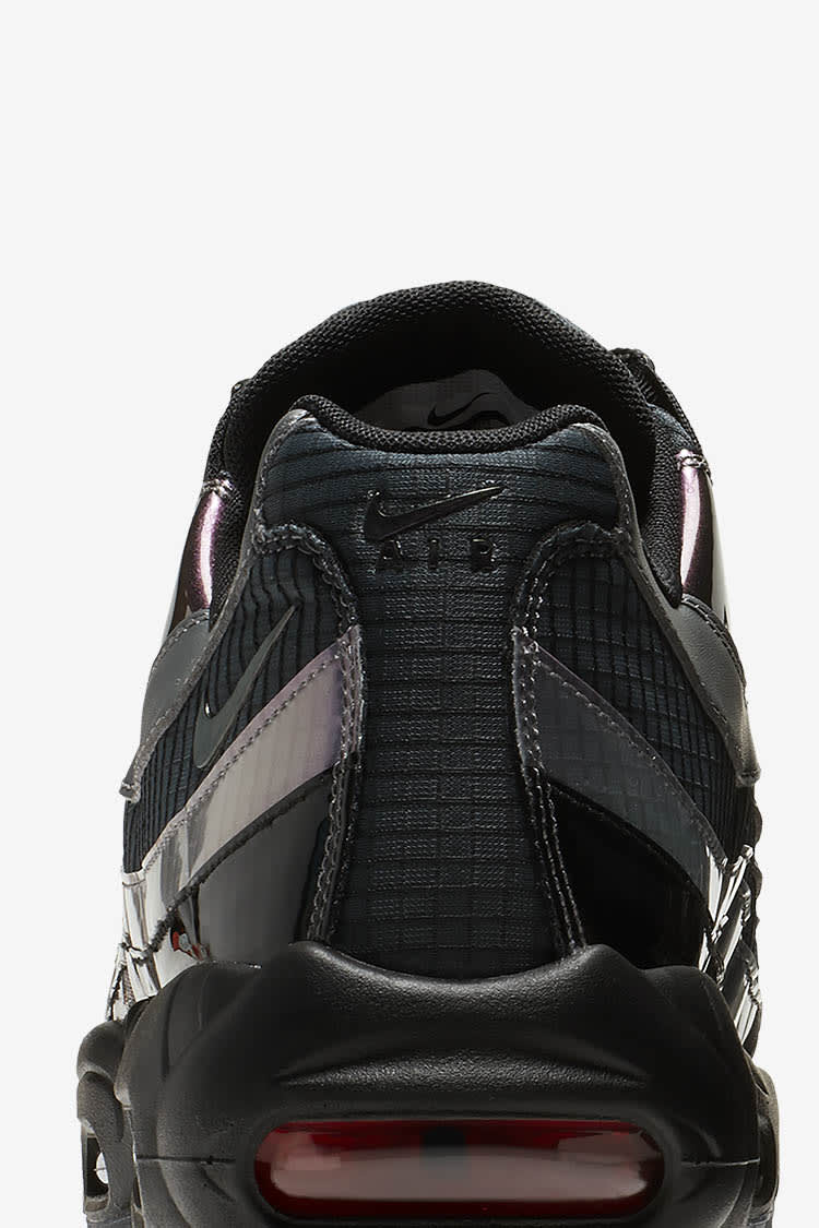 Nike Air Max 95 'Black & Dark Grey & Ember Glow' Release Date