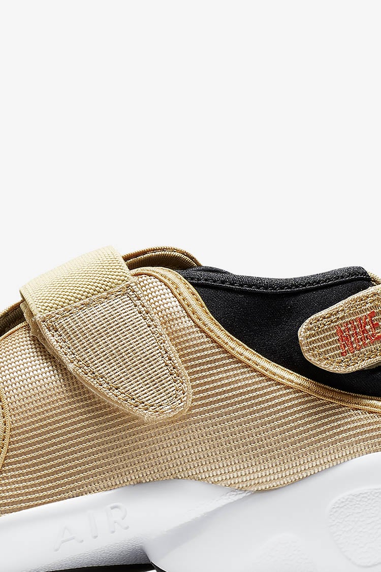 Women’s Air Rift 'Metallic Gold' Release Date