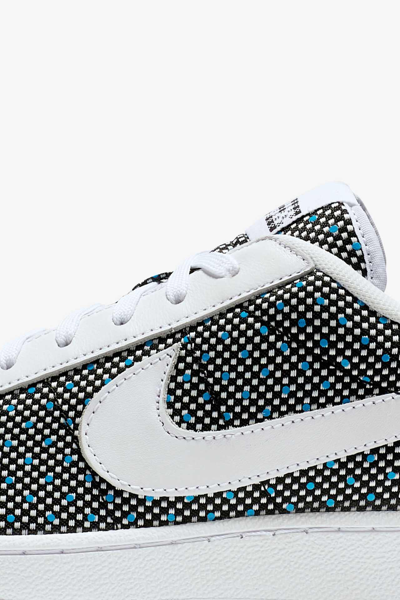 NikeCourt Tennis Classic Jacquard 'Black & Blue Glow'