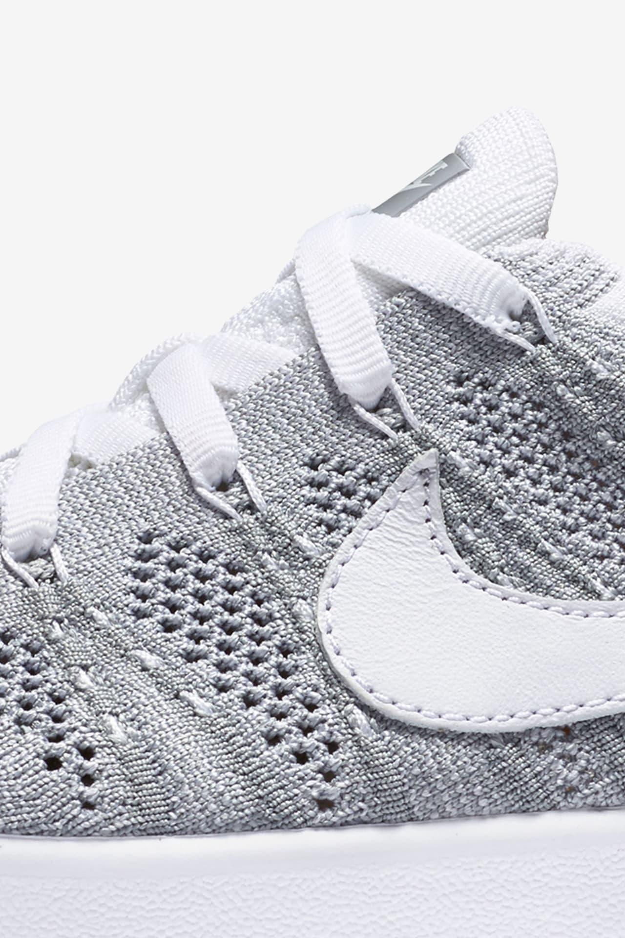 Nikecourt Tennis Classic Ultra Flyknit Wolf Grey Nike SNKRS