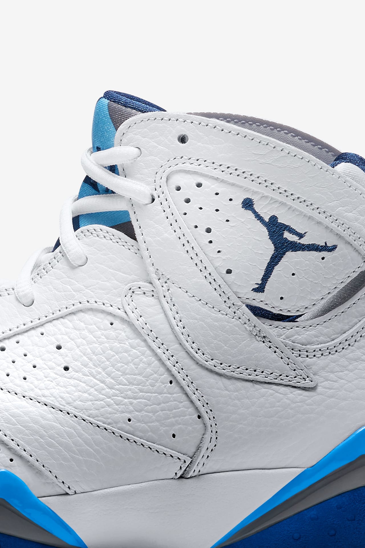 Blue and white 7s online