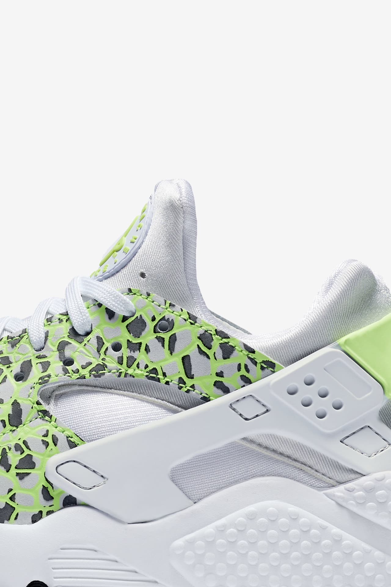 Women's Nike Air Huarache Run 'Ghost Green'