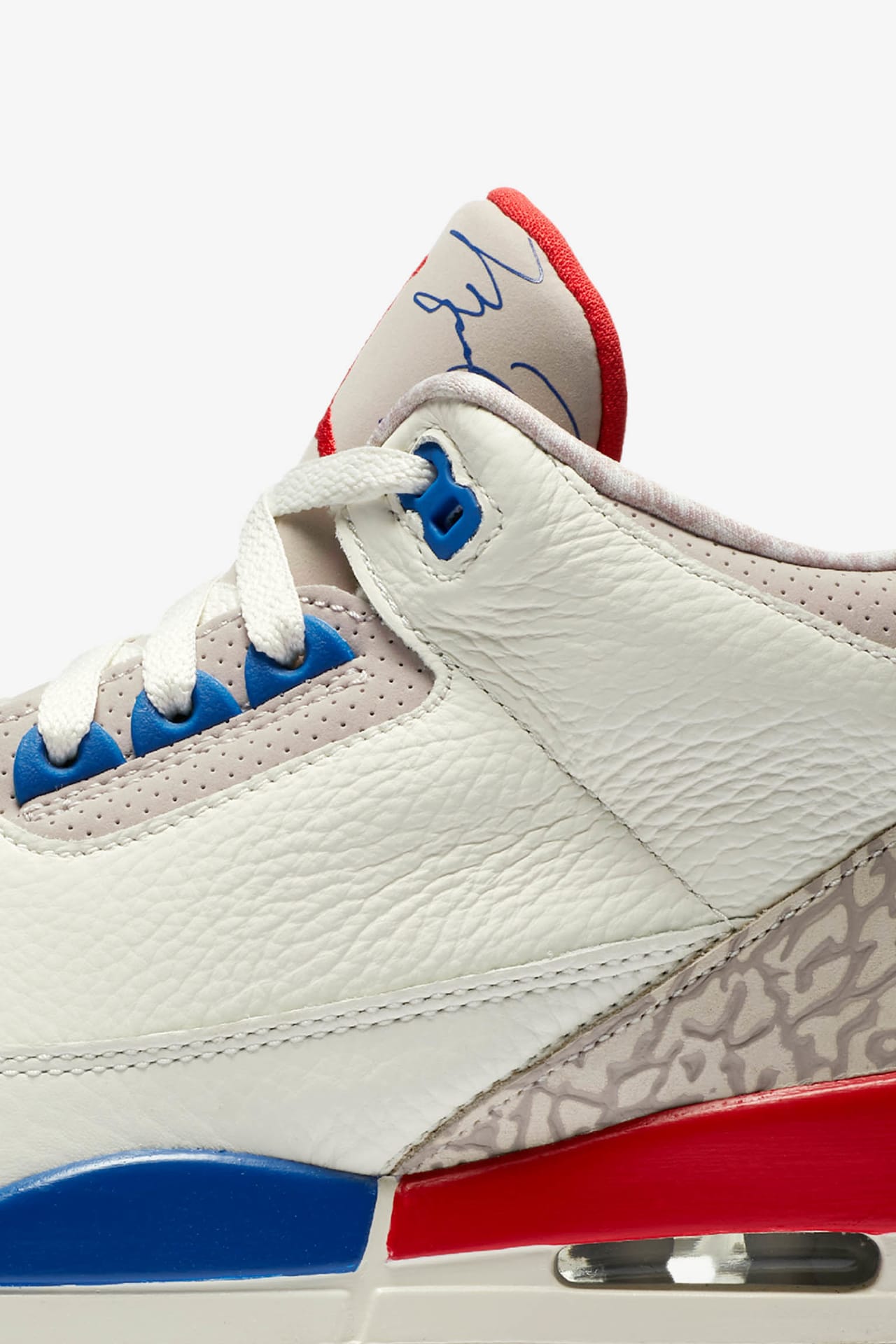 【NIKE公式】エア ジョーダン 3 'Sail and Sport Royal and Fire Red' (136064-140 / AJ3)