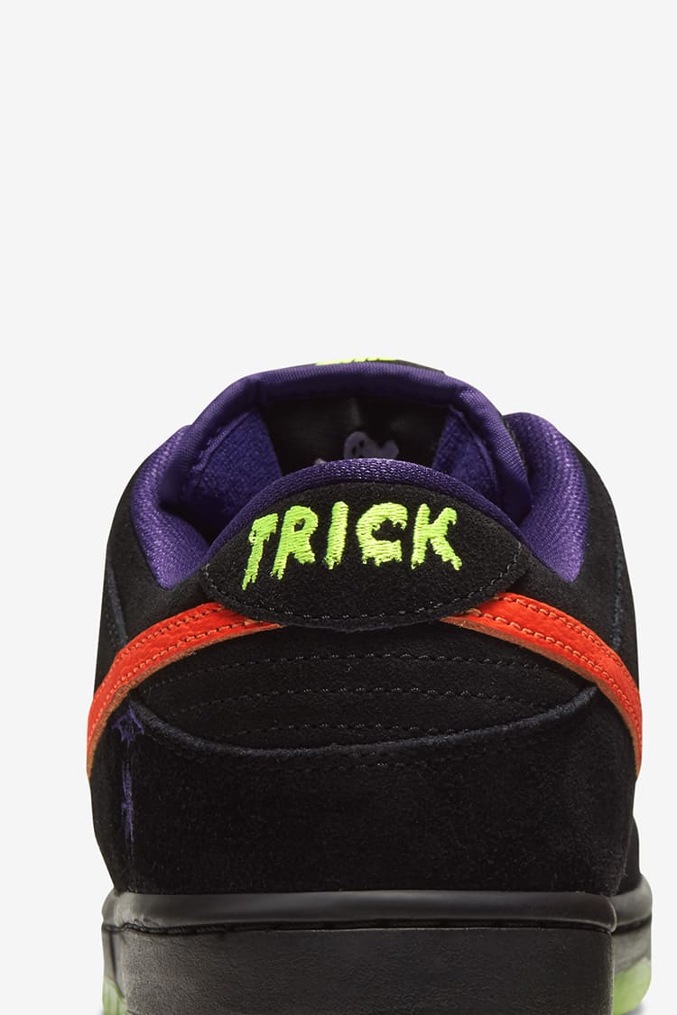 Nike dunk trick or treat best sale