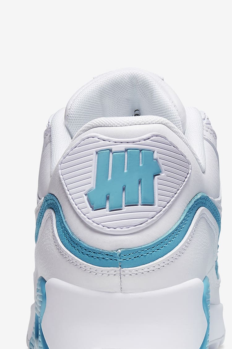 NIKE 90 Undefeated White Blue Fury CJ7197 102 AM 90 UNDFEATED Nike SNKRS