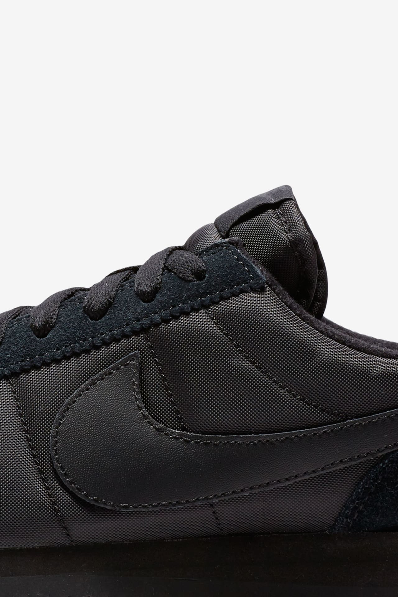 Nike cortez nylon all black 2025