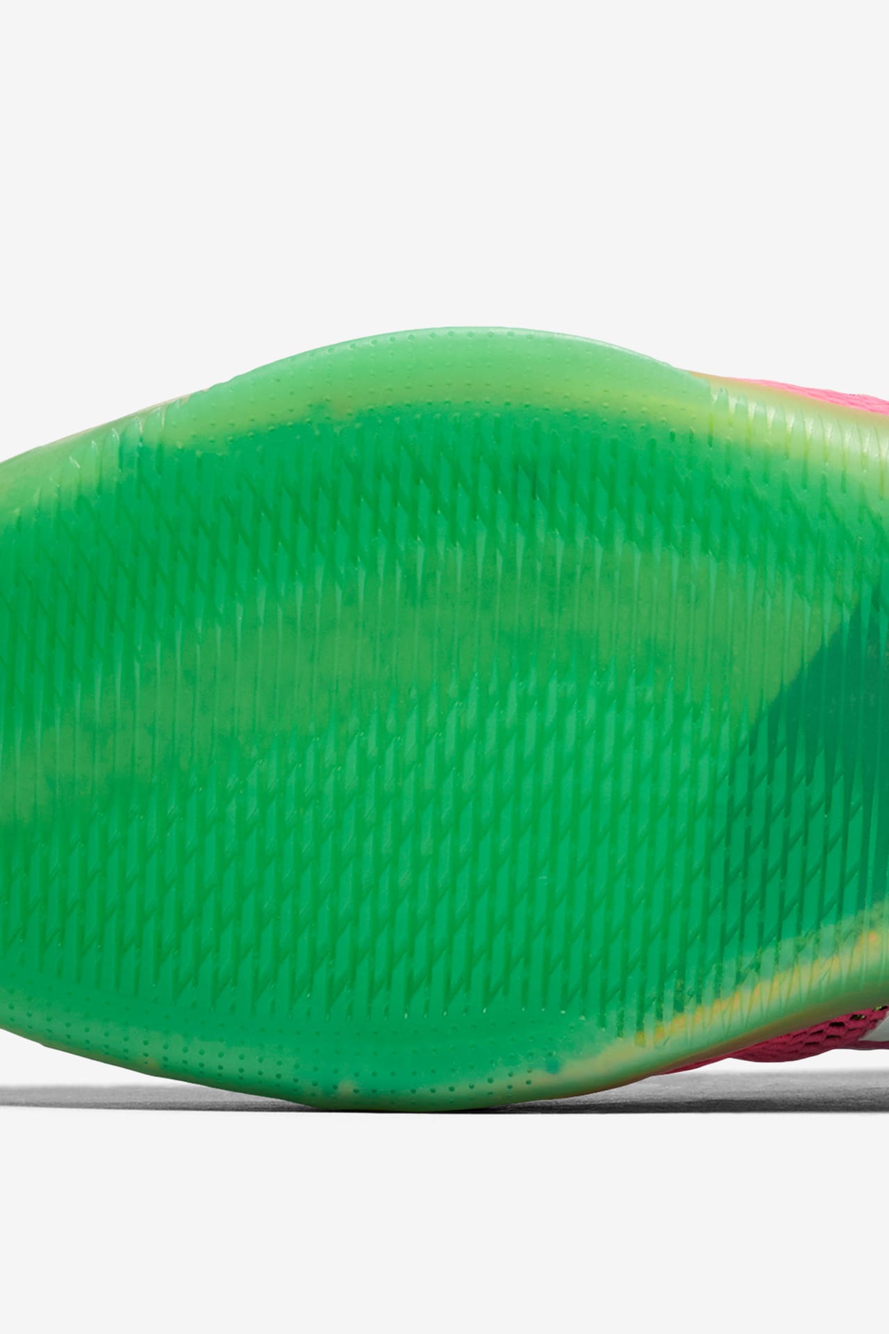 Nike Kobe 11 Mambacurial 'Pink Flash & Action Green' Release Date