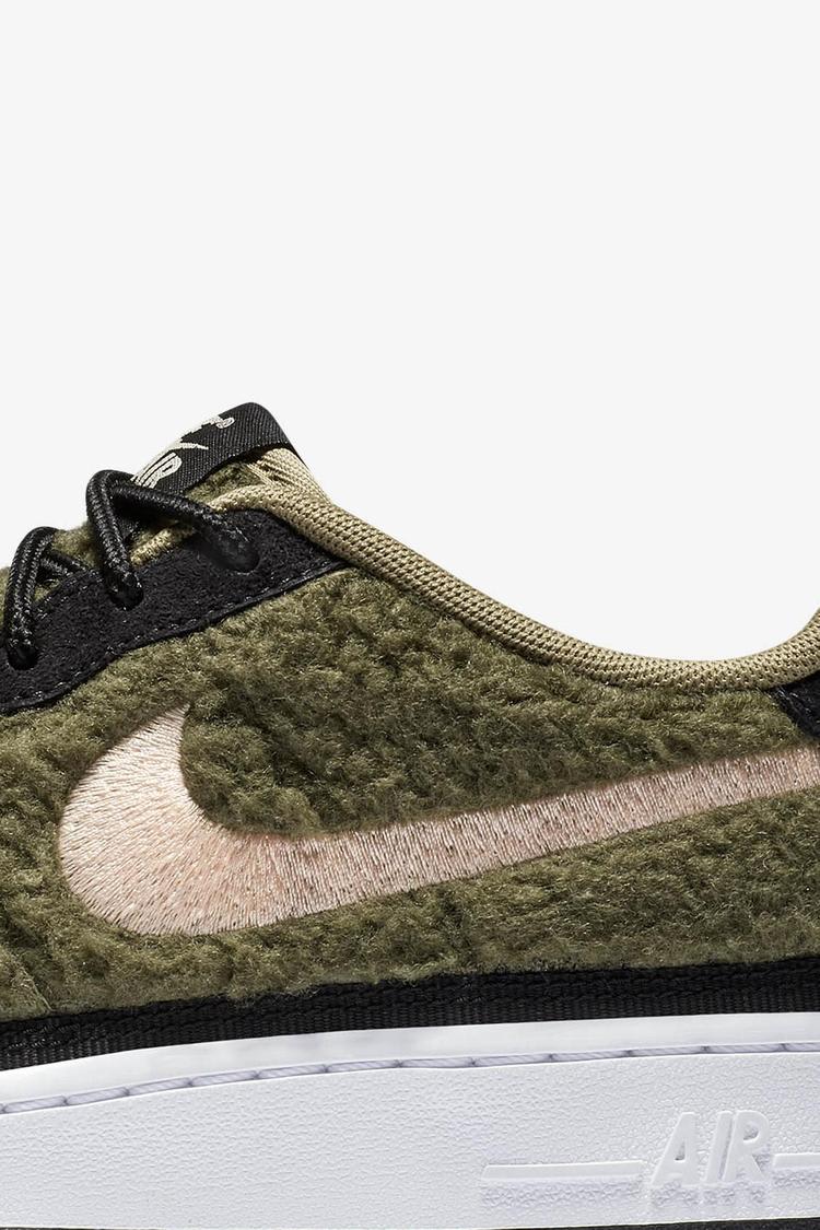 Nike BG Air Force 1 Shearling 'Olive Canvas & Black & Crimson' Release Date