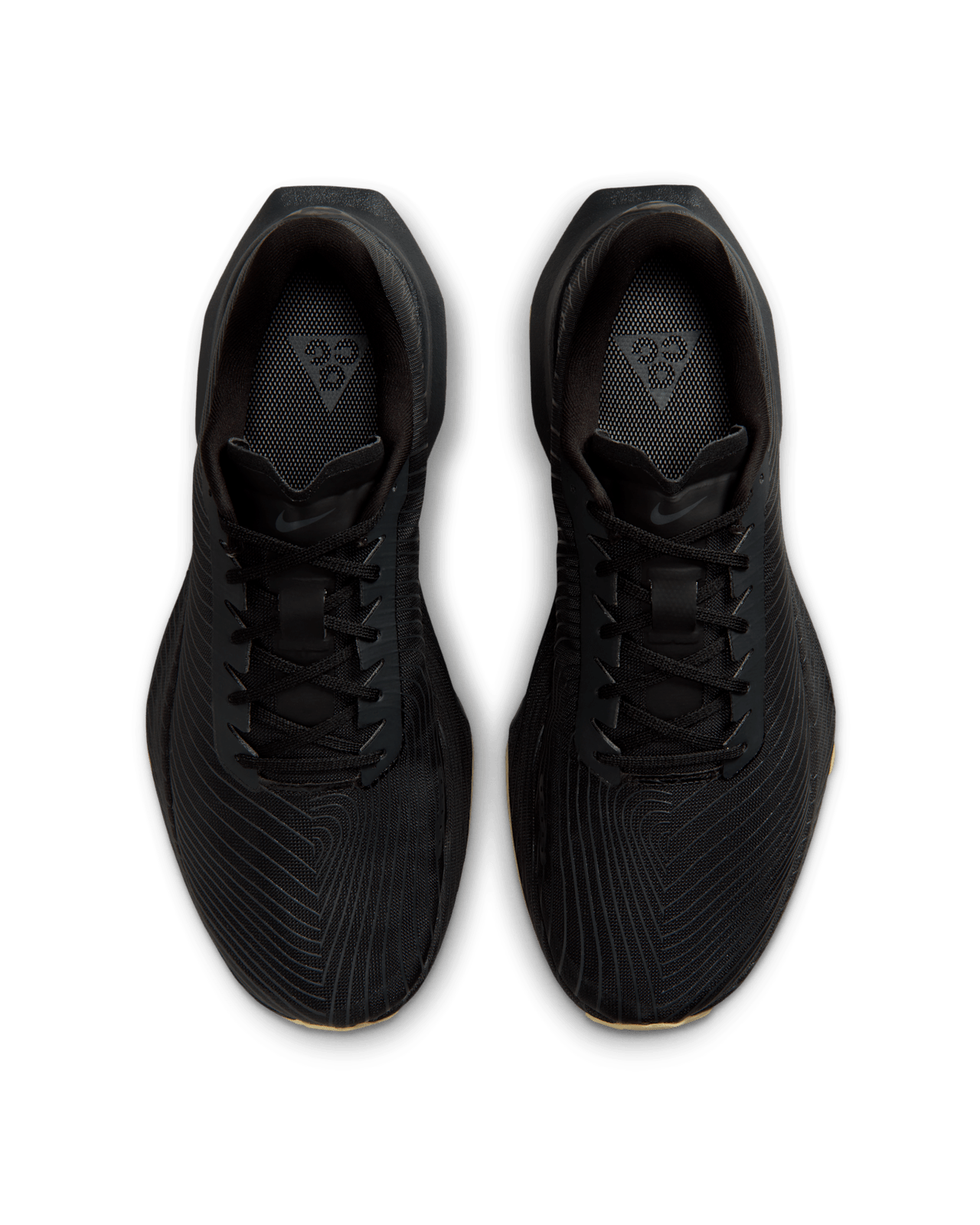 ACG Ultrafly Trail „Black and Dark Smoke Grey” (IR7317-001) – data premiery