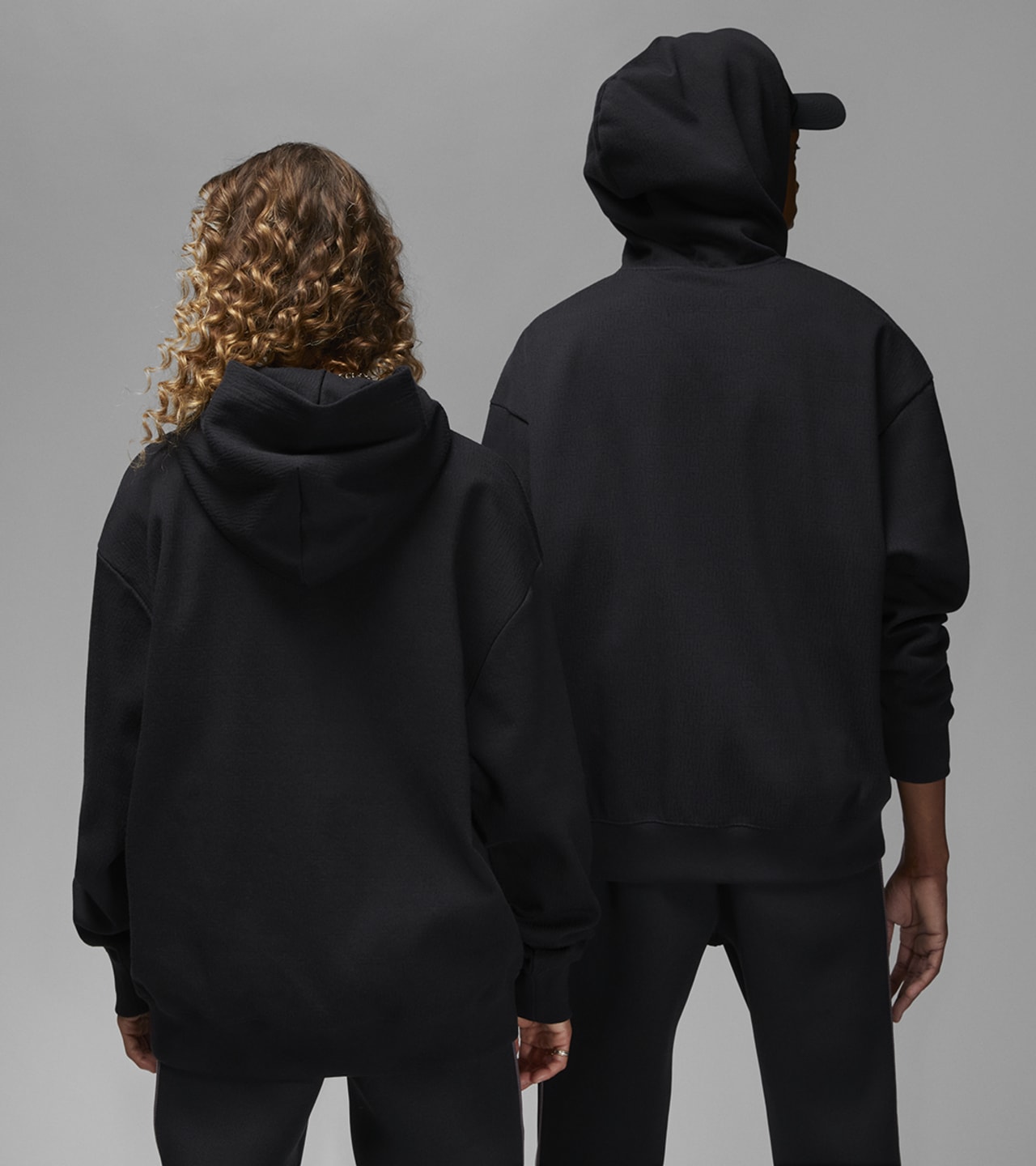 วันเปิดตัว Jordan x A Ma Maniére Apparel Collection