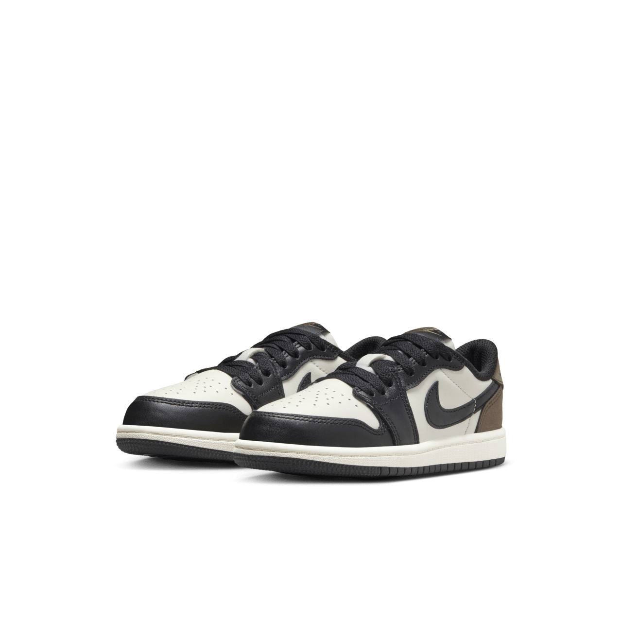 【NIKE公式】リトルキッズ ジョーダン 1 LOW OG 'Mocha' (FQ5436-102 / JORDAN 1 RETRO LOW OG (PS))