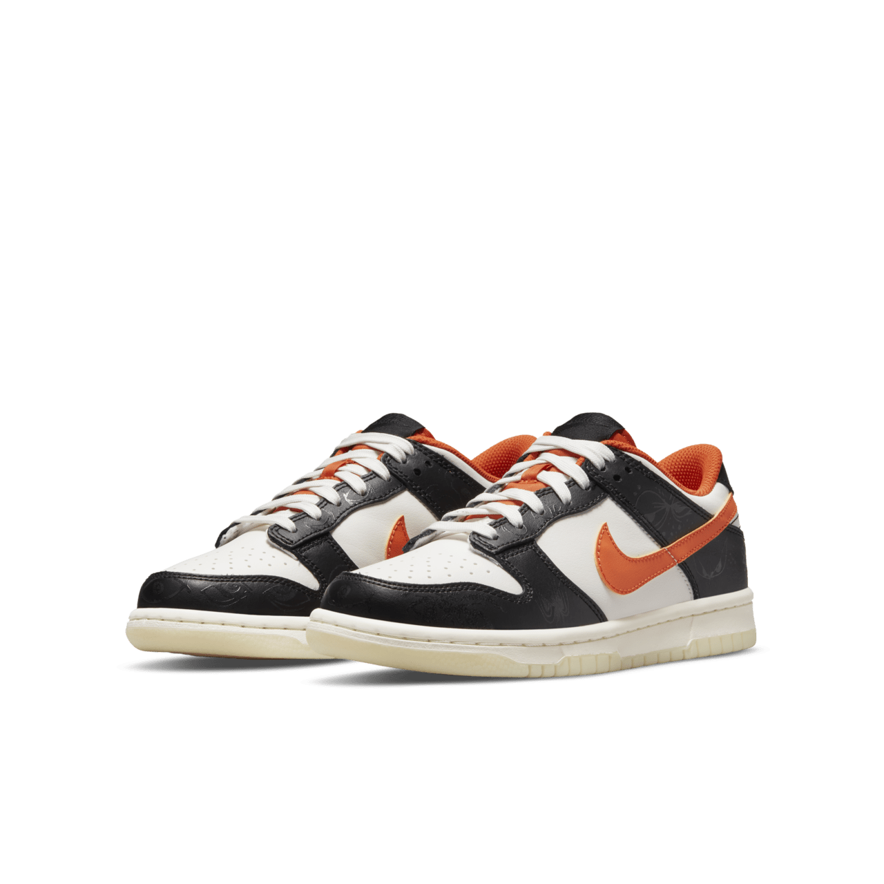 【NIKE公式】ジュニア ダンク LOW 'Halloween' (DO3806-100 / NIKE DUNK LOW PRM BG)