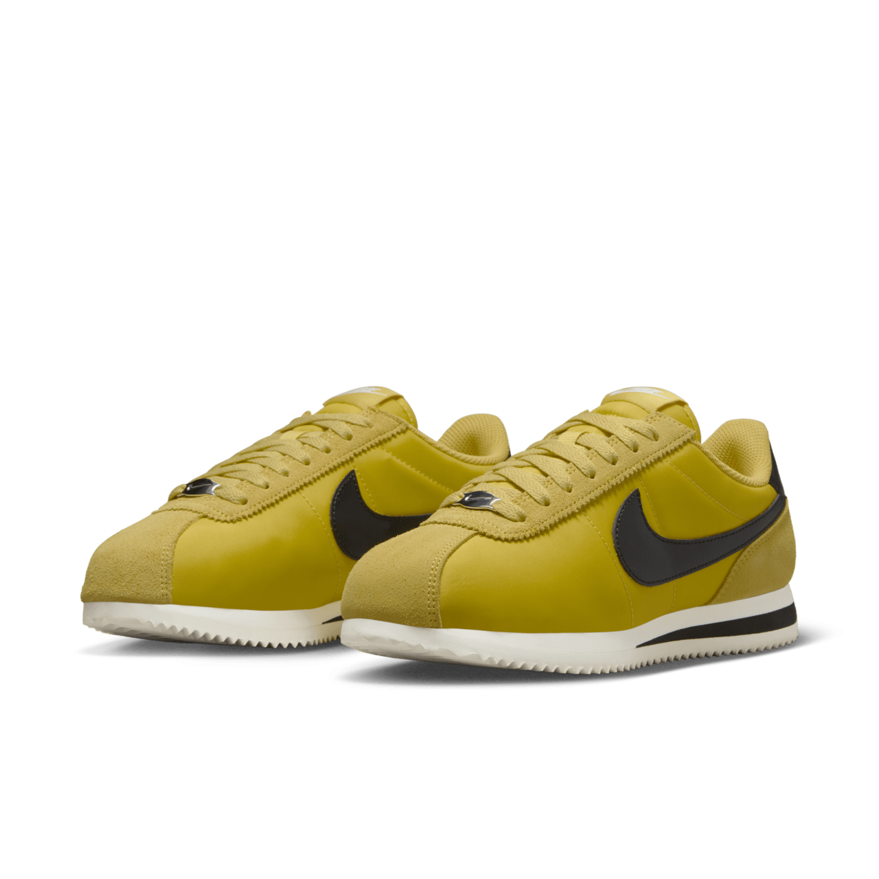 วันเปิดตัว  Cortez "Vivid Sulfur" ผู้หญิง (DZ2795-700) 