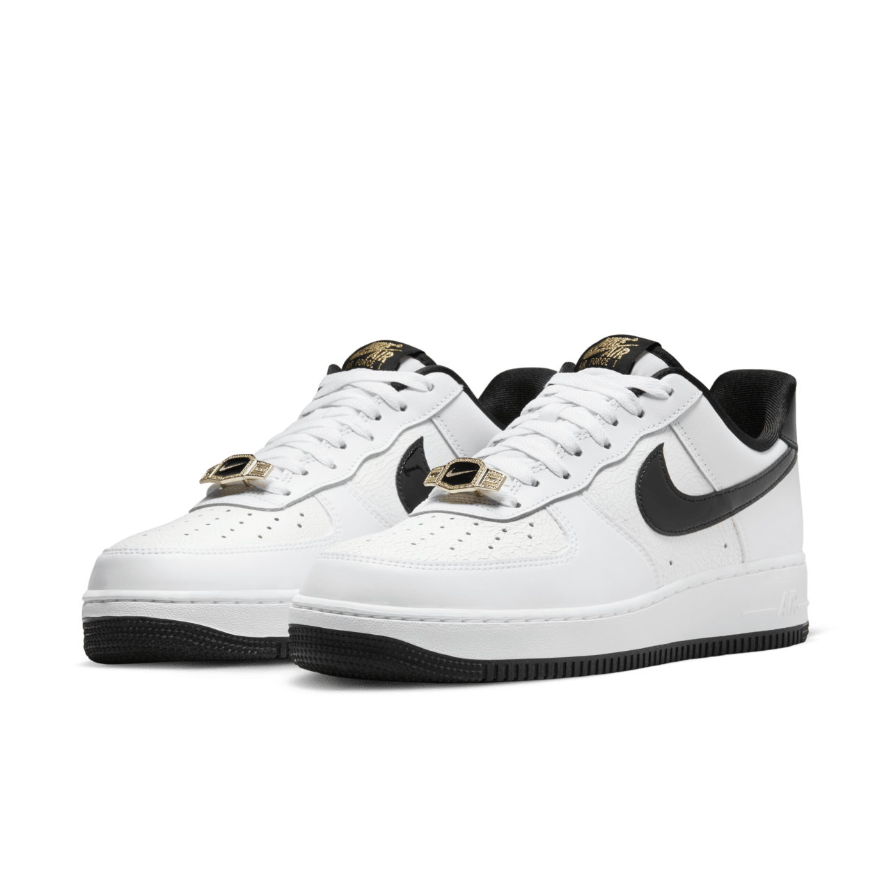 【NIKE公式】エア フォース 1 ‘07 LV8 'White and Black' (DR9866-100 / AF 1 '07 LV8 EMB)