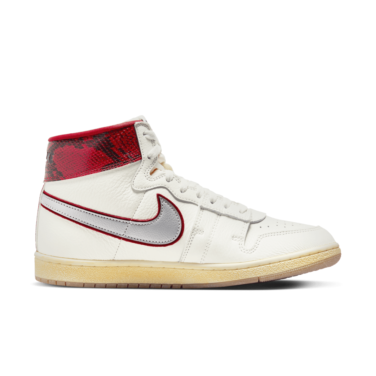 วันเปิดตัว Jordan Air Ship x Awake NY "University Red" (FN8675-100)