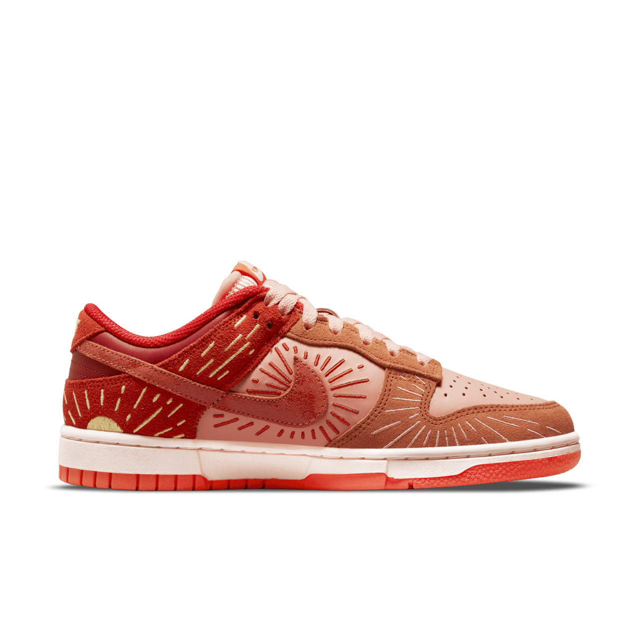 Women's Dunk Low 'Winter Solstice' (DO6723–800) Release Date