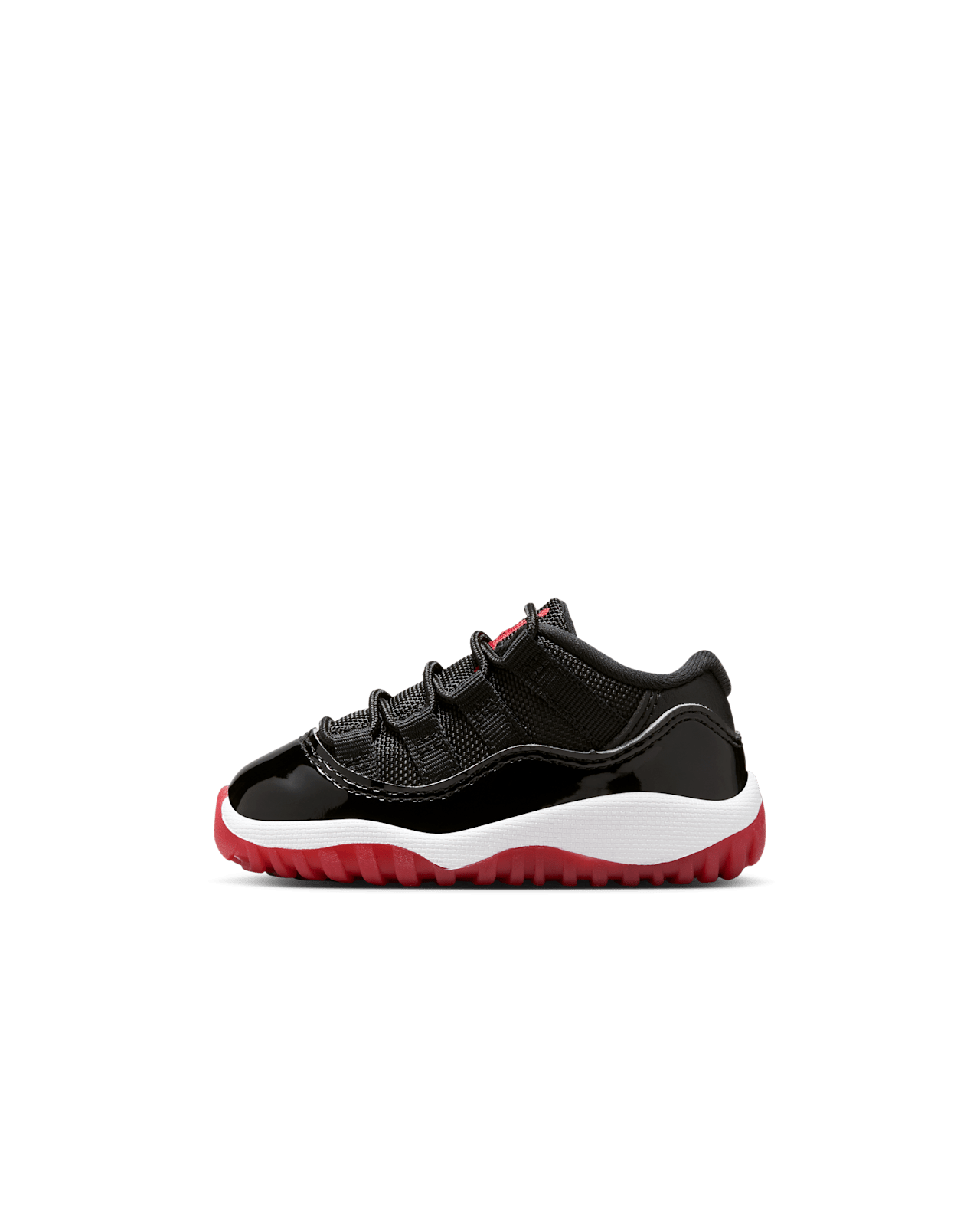 Fecha de lanzamiento de los Air Jordan 11 Low "Bred" (FV5104-006)