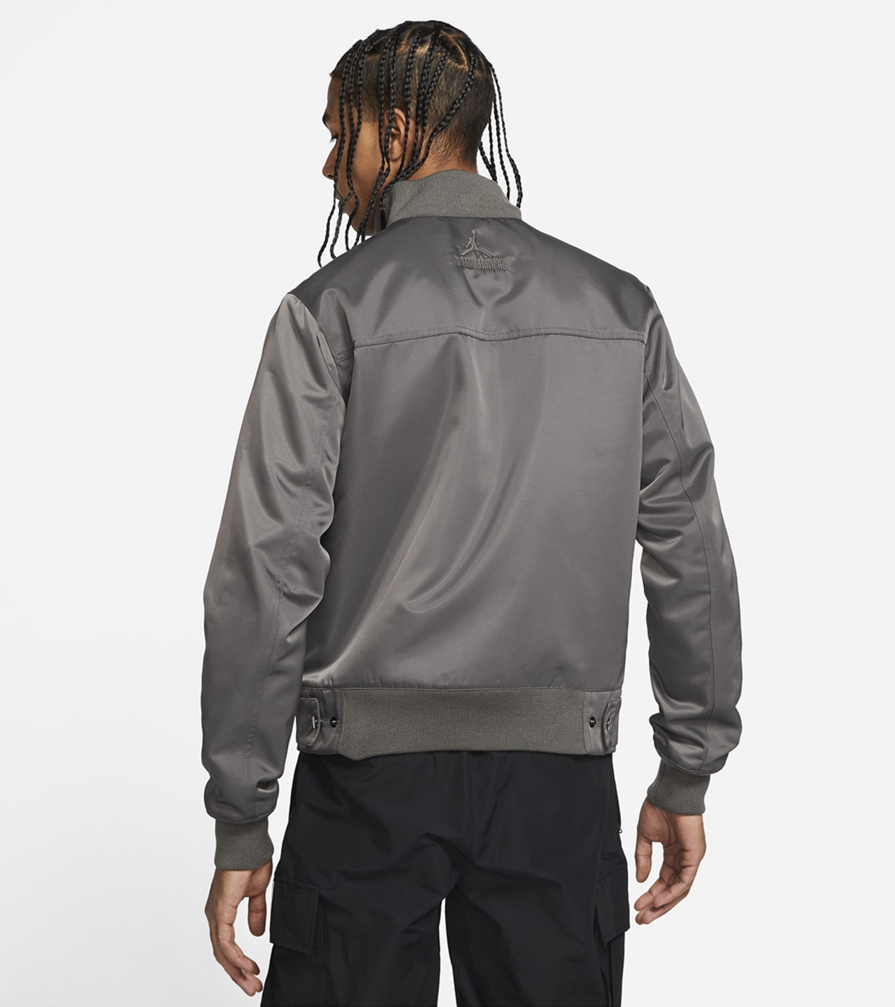 วันเปิดตัวJordan x A Ma Maniére Apparel Collection