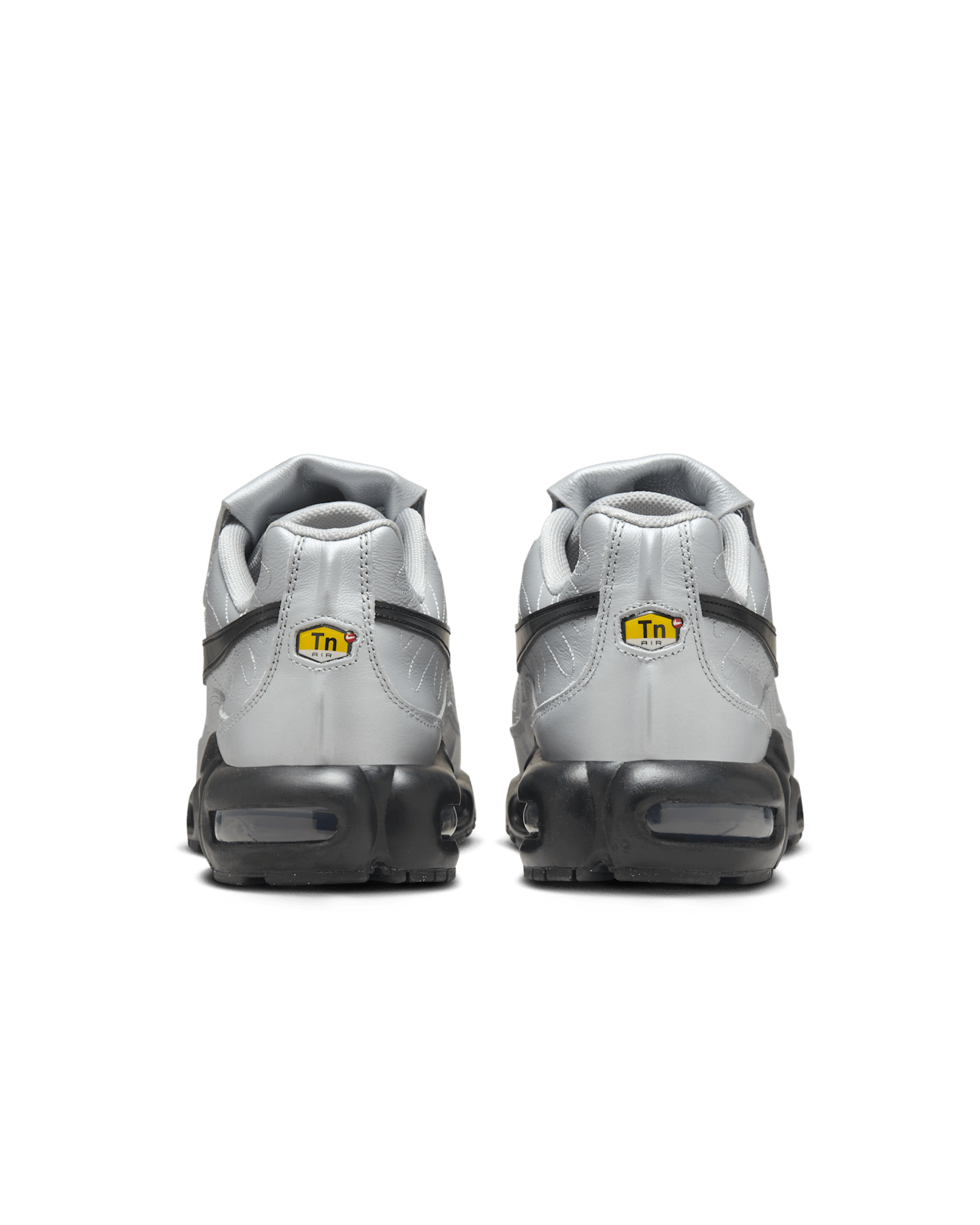 Fecha de lanzamiento de los Air Max Plus TNPO "Wolf Grey and Black" (HM6850-001)