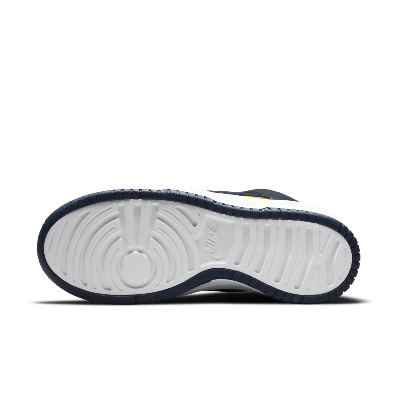 วันเปิดตัว Dunk High Up “Varsity Maize” ผู้หญิง