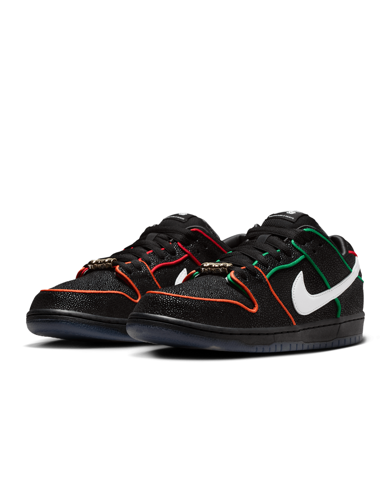 Releasedatum för skateboardskon Nike SB Dunk Low Pro x Bronx "Black and Challenge Red" för tjejer (HV1664-001)