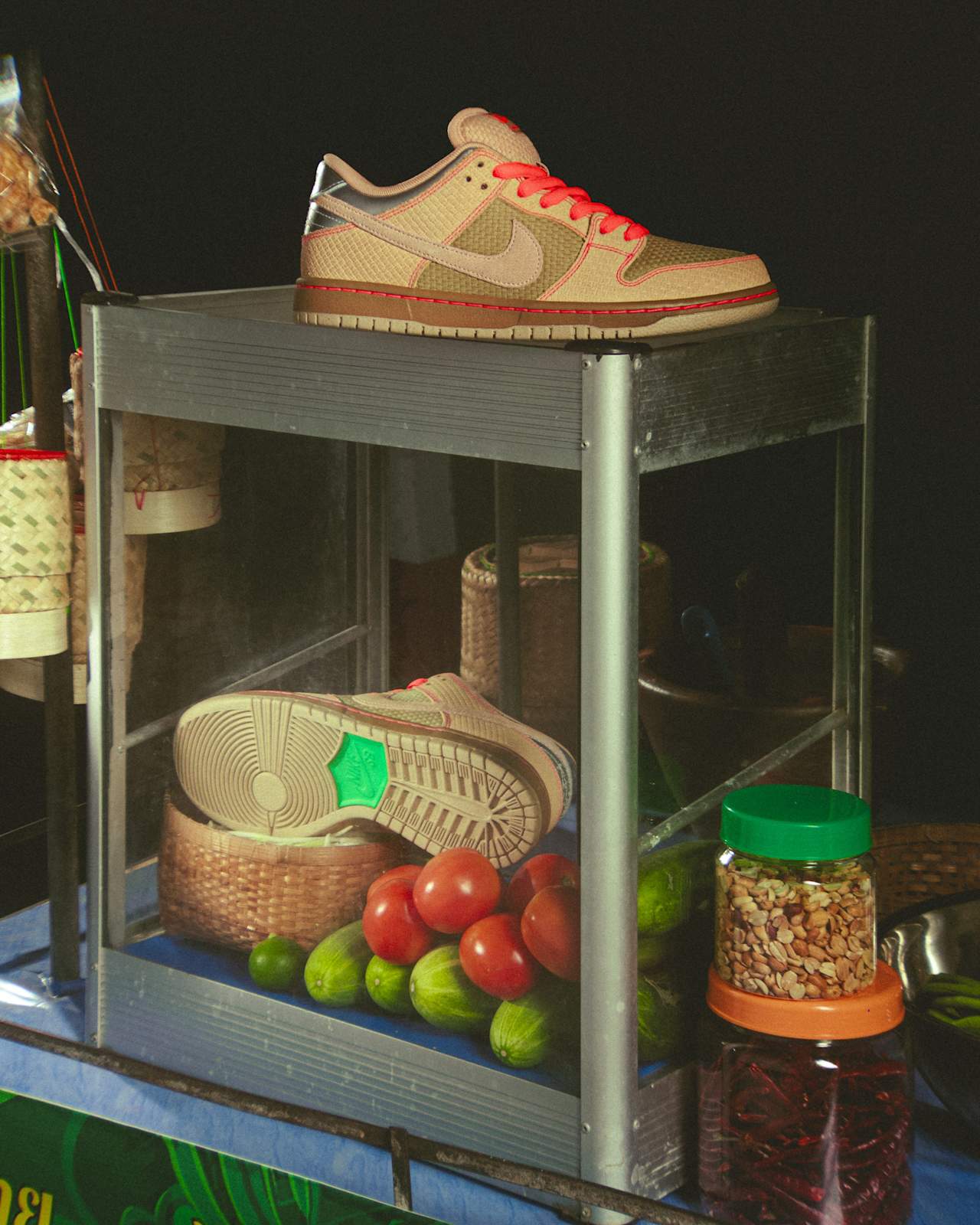 Nike SB Dunk 低筒鞋 "Songkran" 'Canvas and Parachute Beige' (IB6206-701) 發售日期 