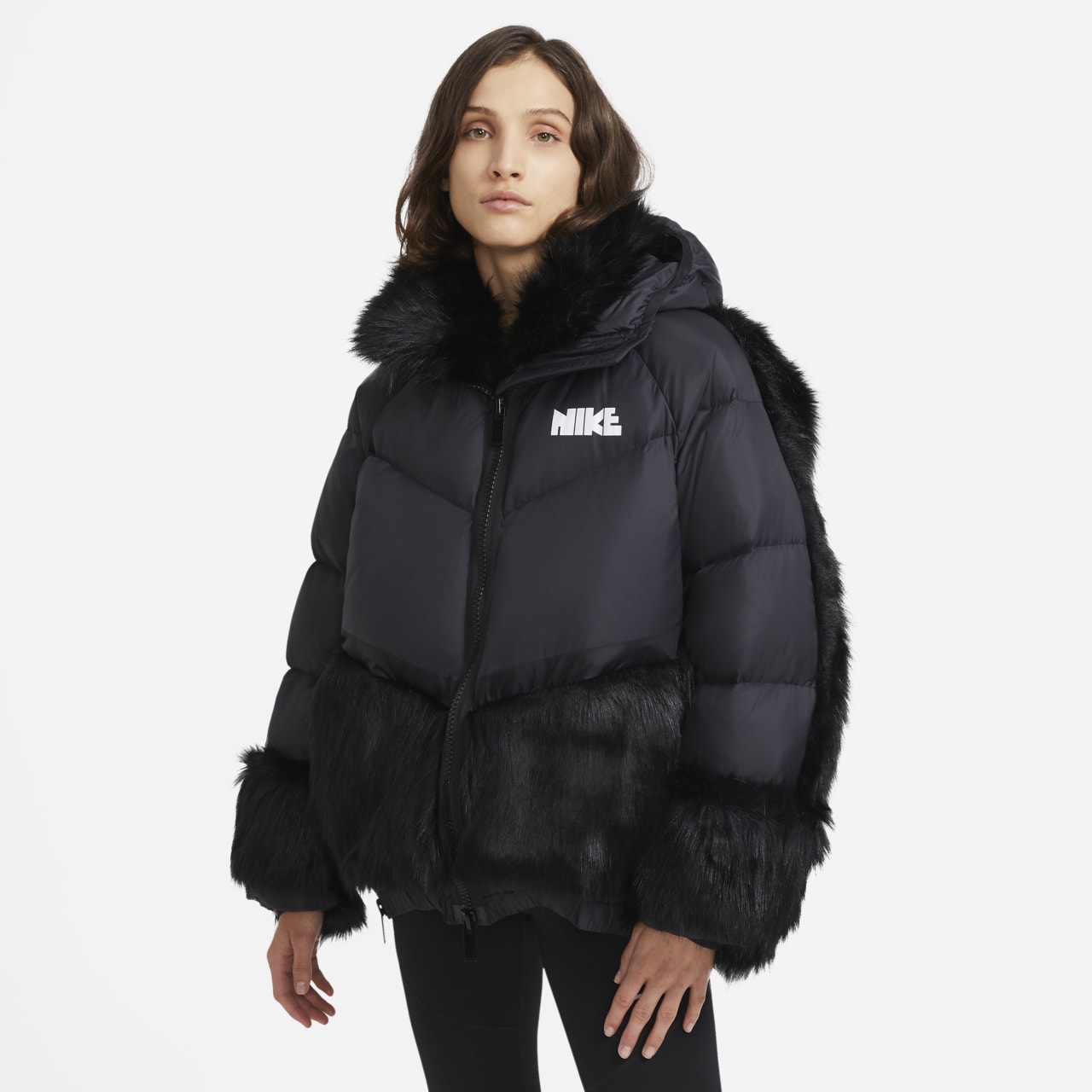 วันเปิดตัว Nike x sacai Apparel Collection